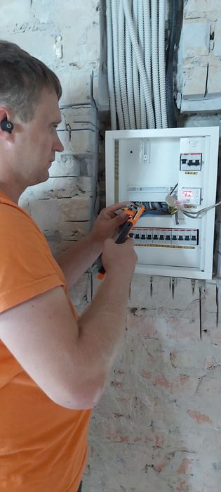 Услуги электрика!