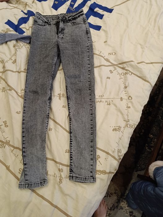 Джинси скінні жіночі