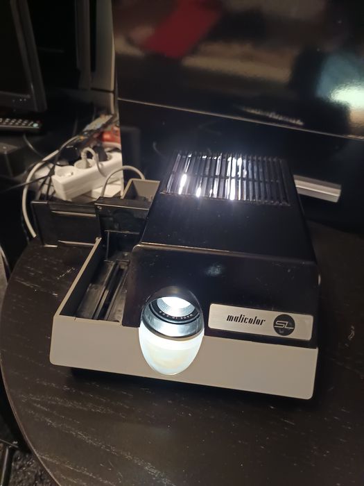 Diaskop projektor Mulicolor  z futerałem
