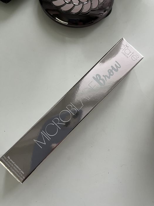 Олівець блейдер для брів Ciaté London Microblade Brow