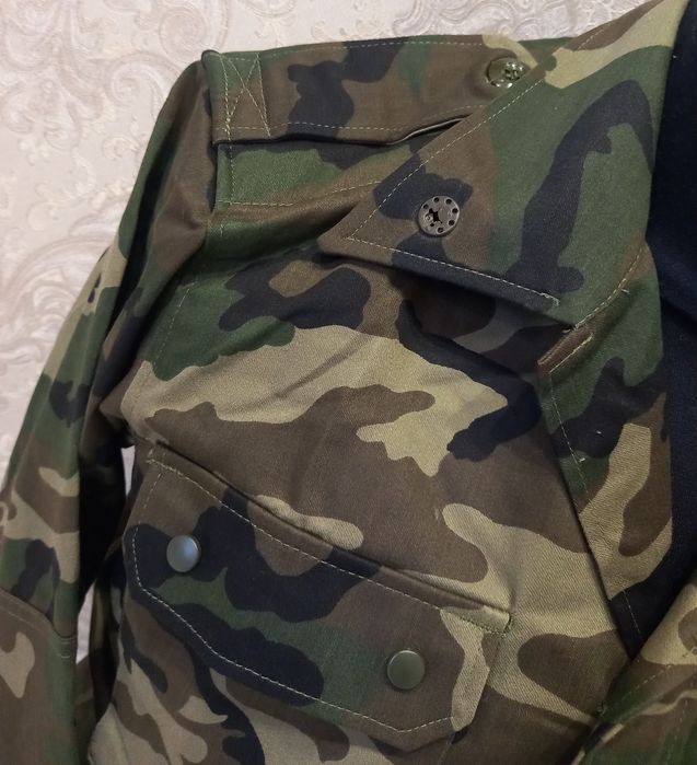 Військова    Форма