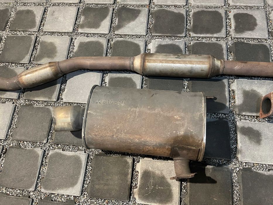 Mitsubishi Lancer Evo 7-8-9 LHD OEM Wydech Katalizator
