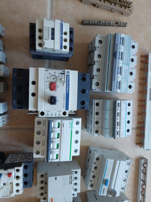 Material de eletricidade