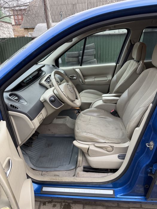Renault Scenic 1.9 дизель механика 2007 год
