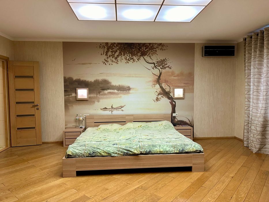 Будинок з ремонтом, меблями і технікою в передмісті Києва