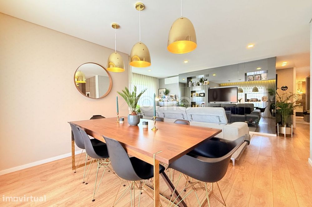 Apartamento T3 seminovo em calendário