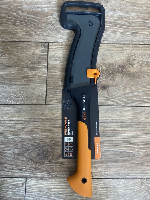 Maczeta fiskars XA3 nowa