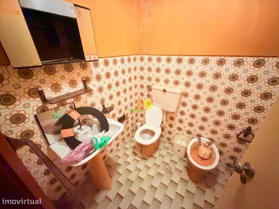 Prédio Em Buarcos