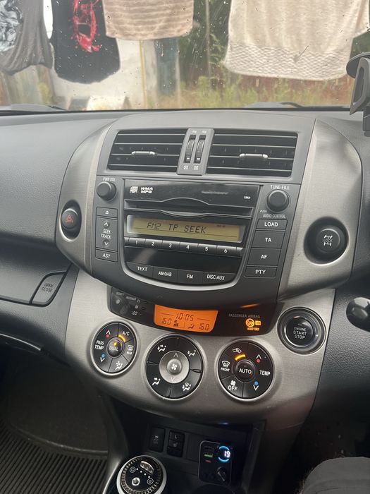 Продам Toyota rav4