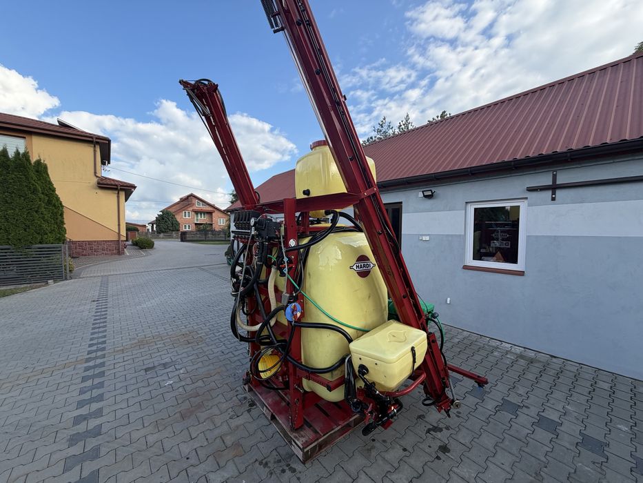 Opryskiwacz Hardi 1200l,(15/16m), hydraulika