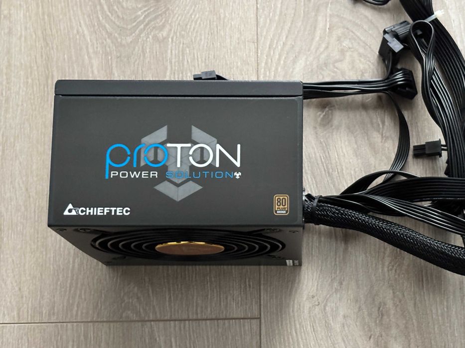 Блок живлення Chieftec Proton 600W (BDF-600S)