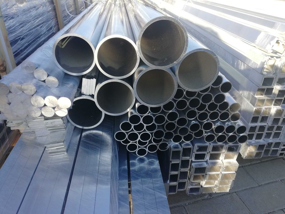 Kątownik Aluminiowy 10x10x1,5