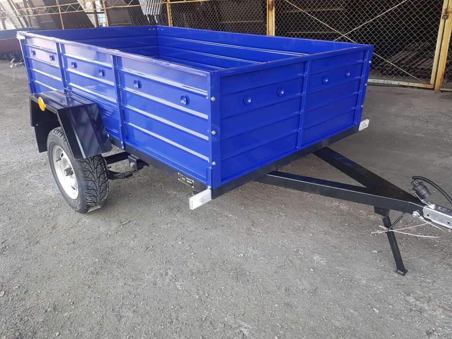 Легковой усиленный прицеп . Причіп від виробника