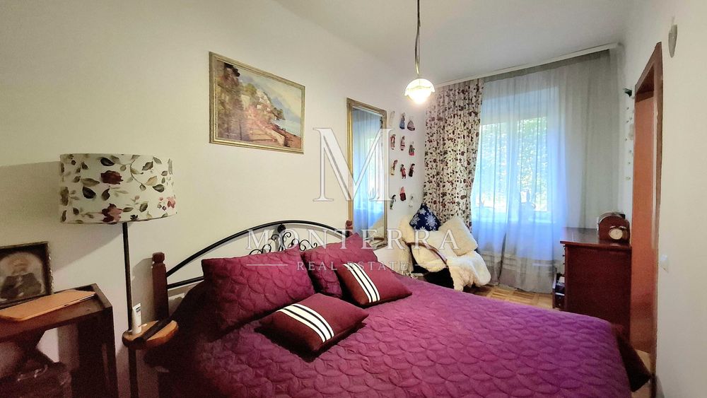 Продаж 2-кімнатної квартири з ремонтом метро Дарниця вул. Г Чупринки 8