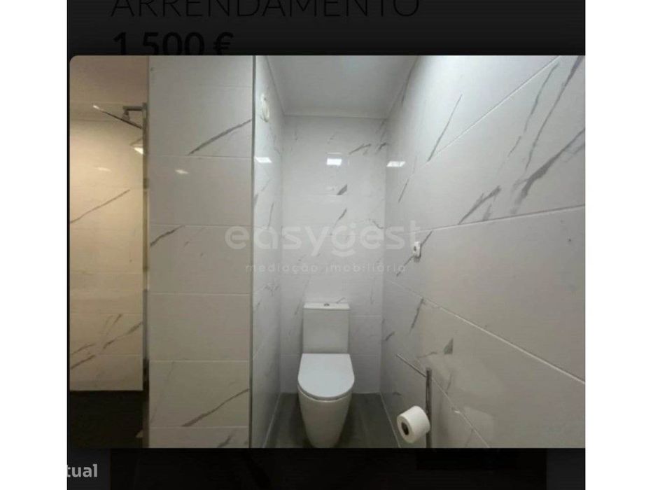 Apartamento T3 com lugar de garagem situado nas Barrocas