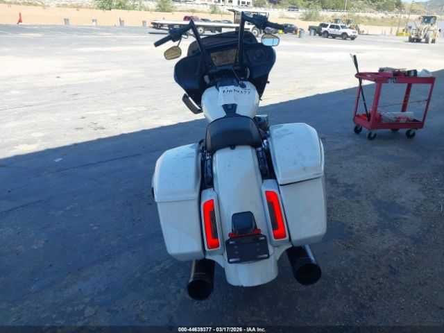 Harley-Davidson FLTRX 2024