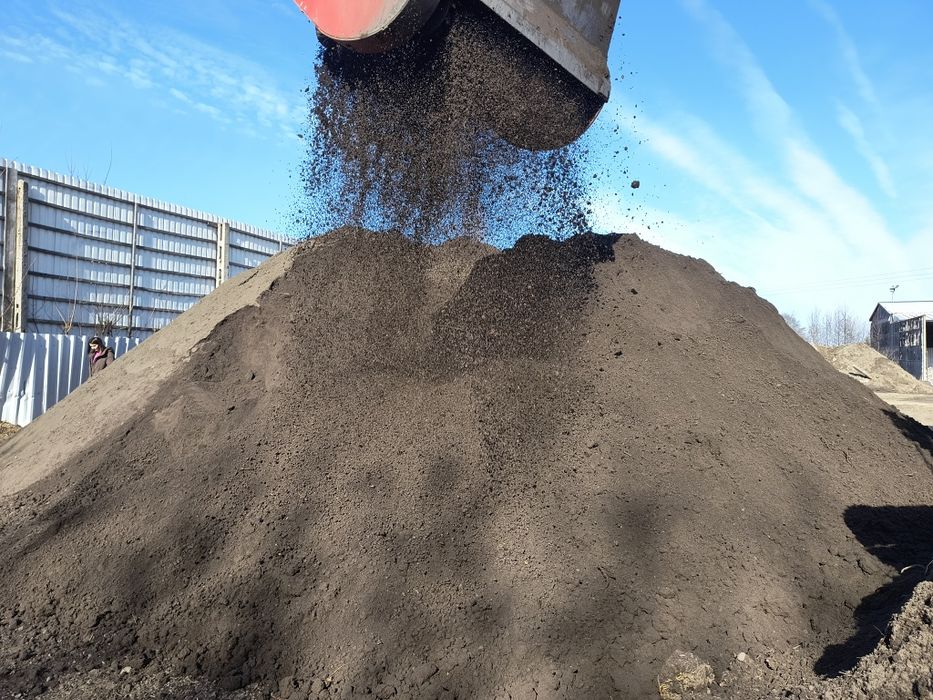 Czarnoziem, ziemia ogrodowa, trawnikowa, siana