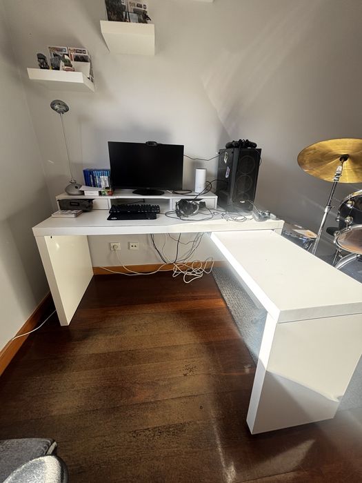 Secretaria Ikea Malm