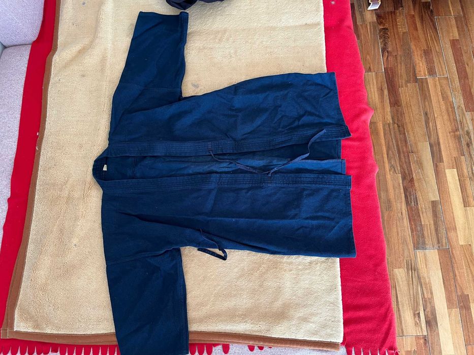 sprzedam strój sportowy do treningu japońskiej szermierki  Kendo