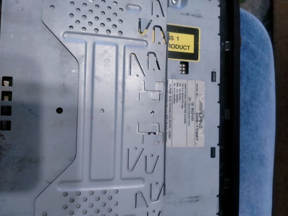 Alpine CDЕ-178BT процессорная магнитола с блютузом