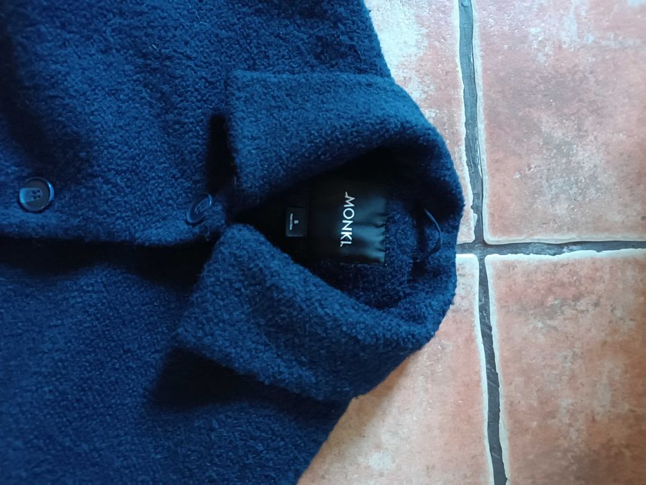 Kurtka granatowa Monki M boucle duże kieszenie