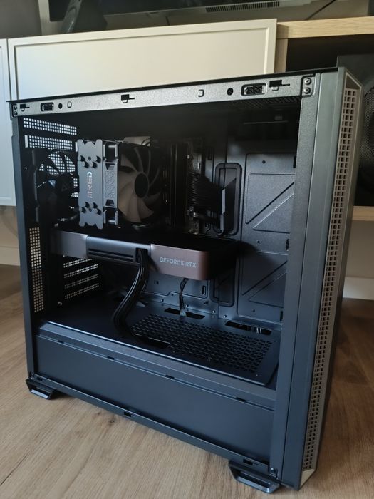 Super preço| gaming  ultra 2k  • intel ultra 245kf • 5070 • 32gb ddr5