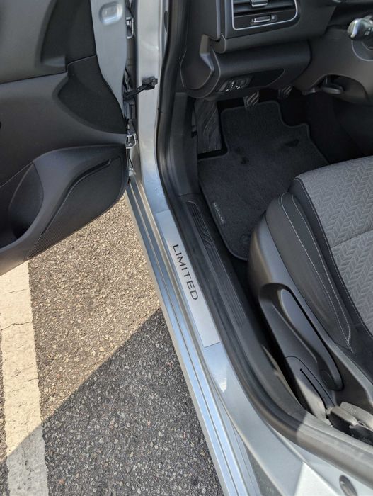 Renault Megane 4 / IV Facelift 1.3 TCe Limited edition (140cv) – 2021