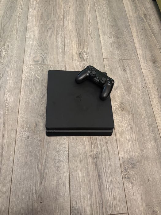 Ідеал! Ps4 slim + гра