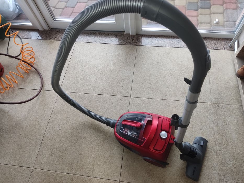 Пылесос Gorenje горение без мешка контейнер