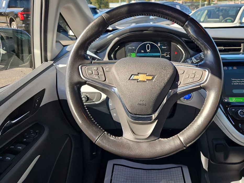 Chevrolet Bolt EV      2021