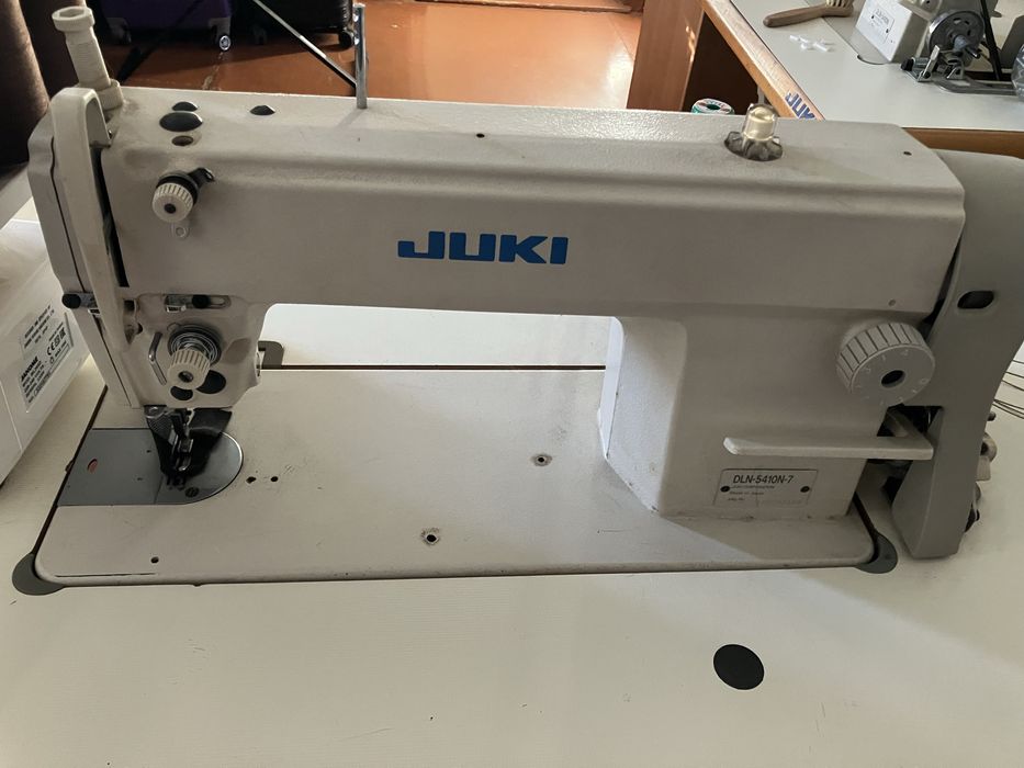 Швацька машина JUKI DLN 5410
