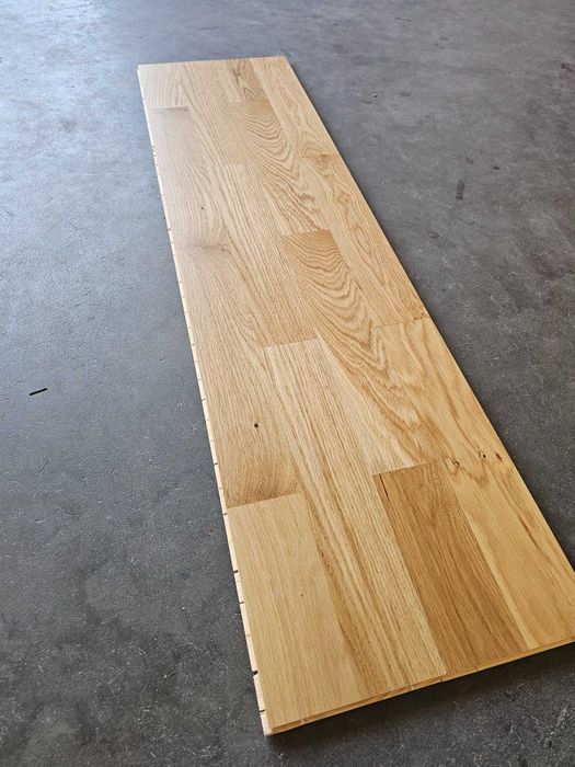 Deska dębowa lakierowana  2lamelowa 11x130x990 (30 m2)