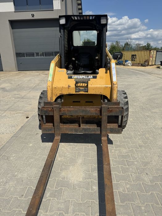 Ładowarka Cat 236 b bobcat