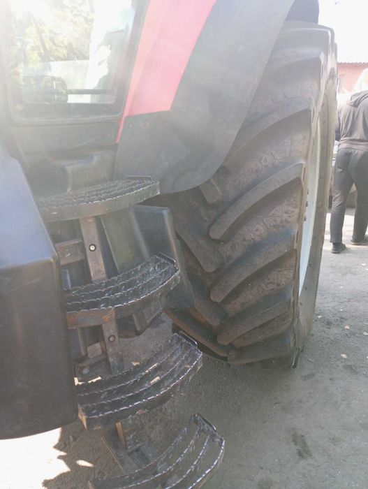 Massey Ferguson 8260