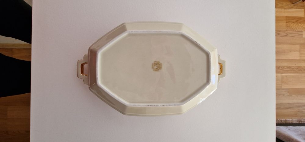 Lote de 2 terrinas e 1 molheira da Ceramica Electro Vila Nova de Gaia