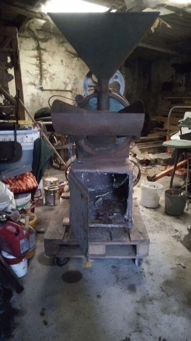 Moinho de martelos + debulhador + limpador