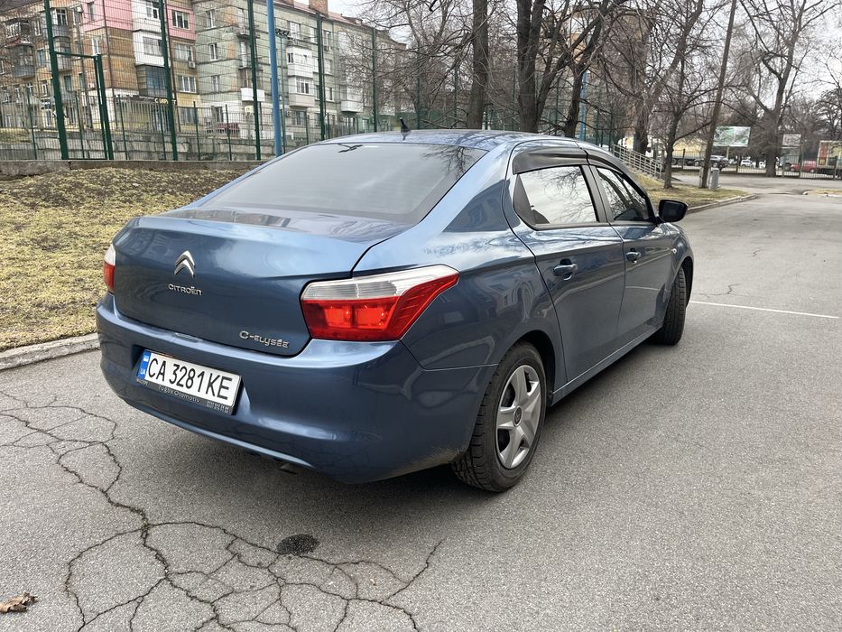 Citroen C-elysee 2015 газ4 автомат