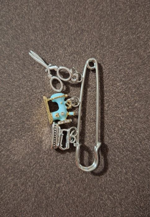 Брошь,аксессуары для швеи,сувенир