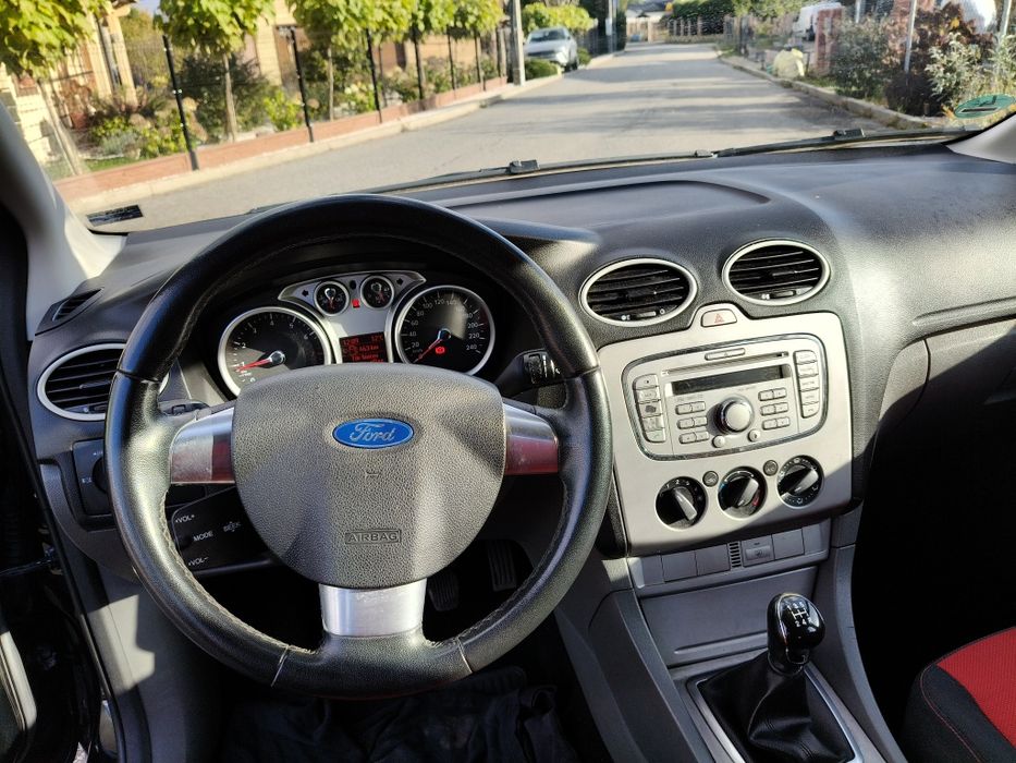 Ford Focus 1.6 101km Doinwestowany