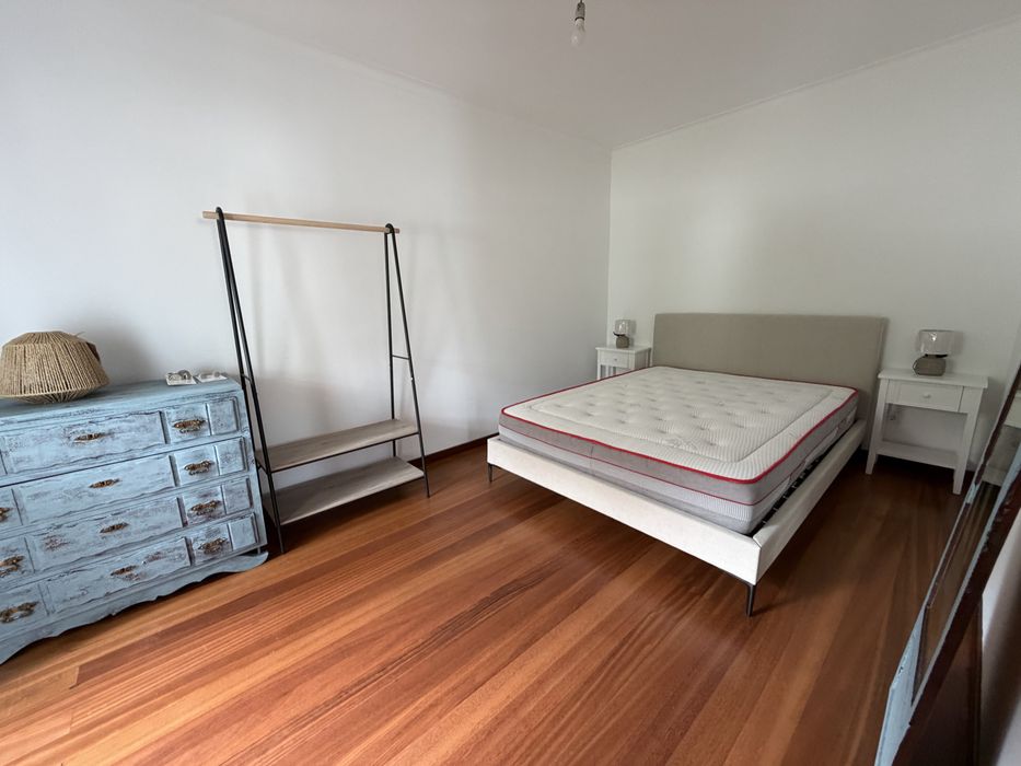 Casa T3 com jardim, churrasqueira e garagem na Esculca em Viseu