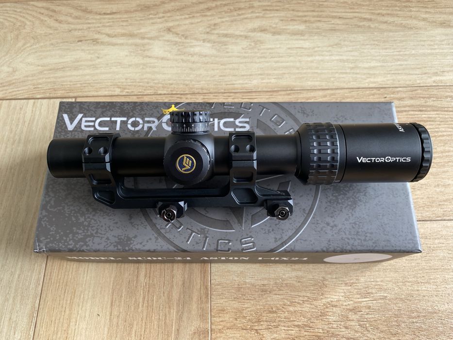 Оптичний приціл Vector Optics Aston 1-6x24 SFP (SCOC-24)