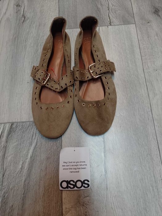 (40) ASOS/ Beżowe, bogato zdobione baleriny z zapięcie NOWE