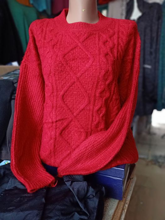 Светр жіночий зима