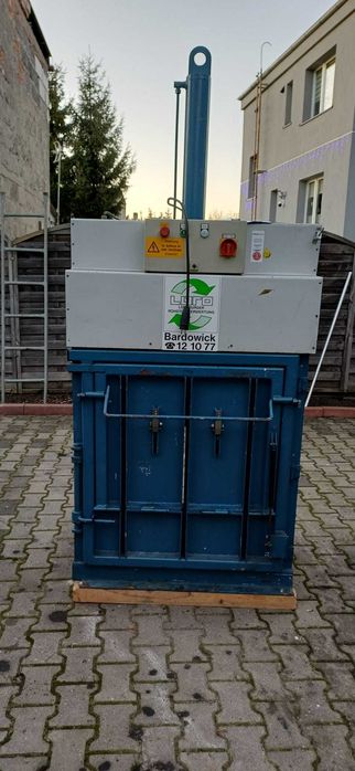 Prasa, belownica do makulatury