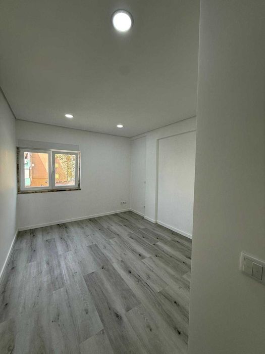 T3 Totalmente Remodelado com Vista Rio – Póvoa de Santa Iria