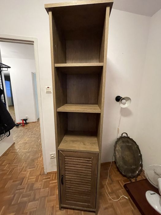Regał w bardzo dobrym stanie