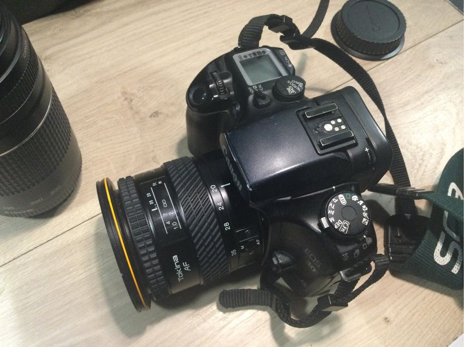 Топовый CANON EOS 30 отличное состояние (elan 7)