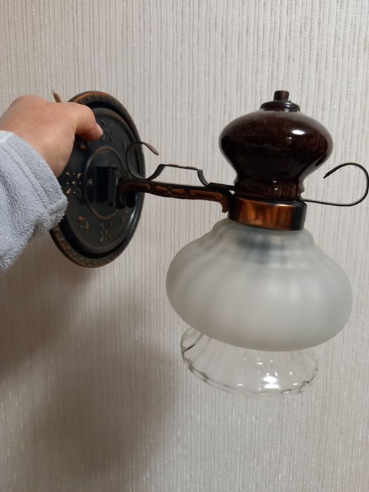 Настенный светильник- бра