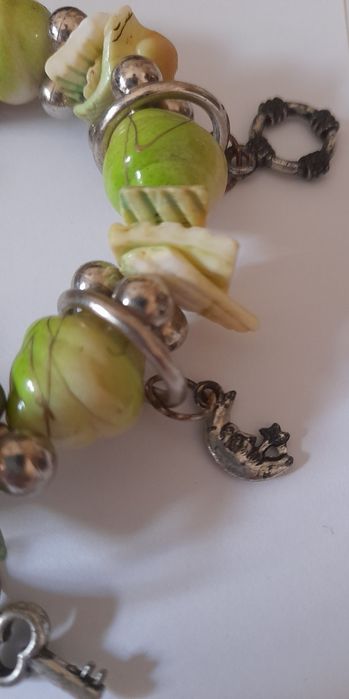 Pulseira pedras naturais e berloques -  Bom estado