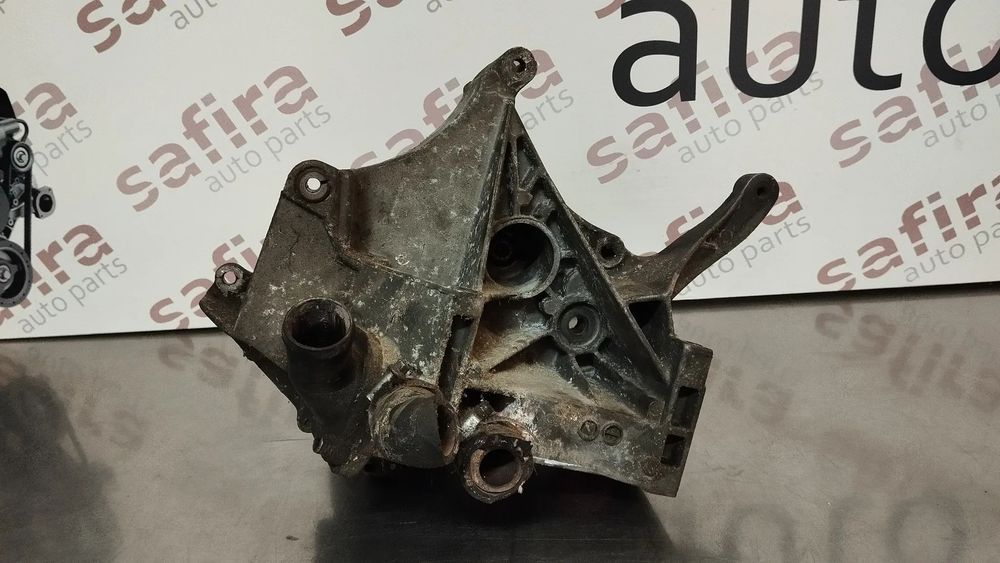 APOIO DO ALTERNADOR AUDI A4 B5 / VOLKSWAGEN PASSAT B5 1.9TDI  REF
